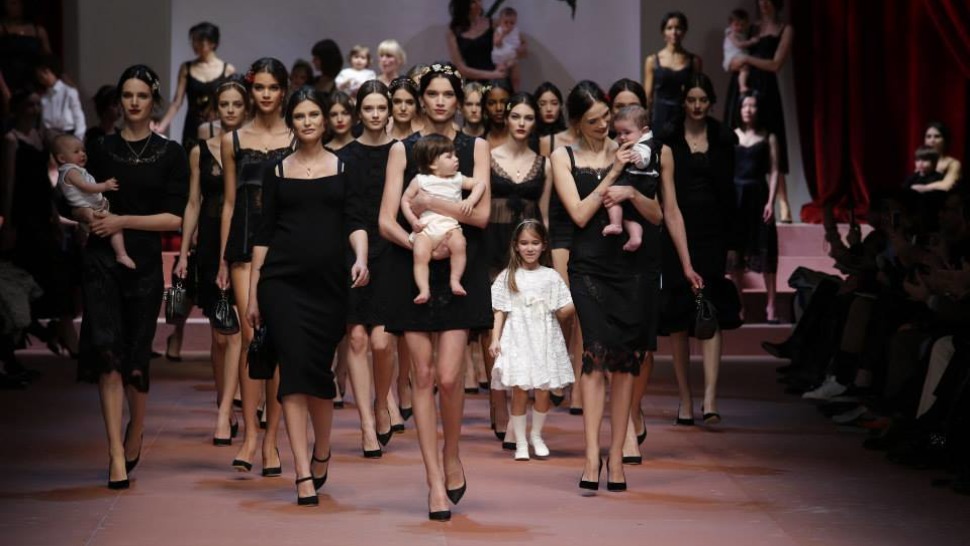 Dolce & Gabbana Mother’s Day Tribute: Viva la Mamma
