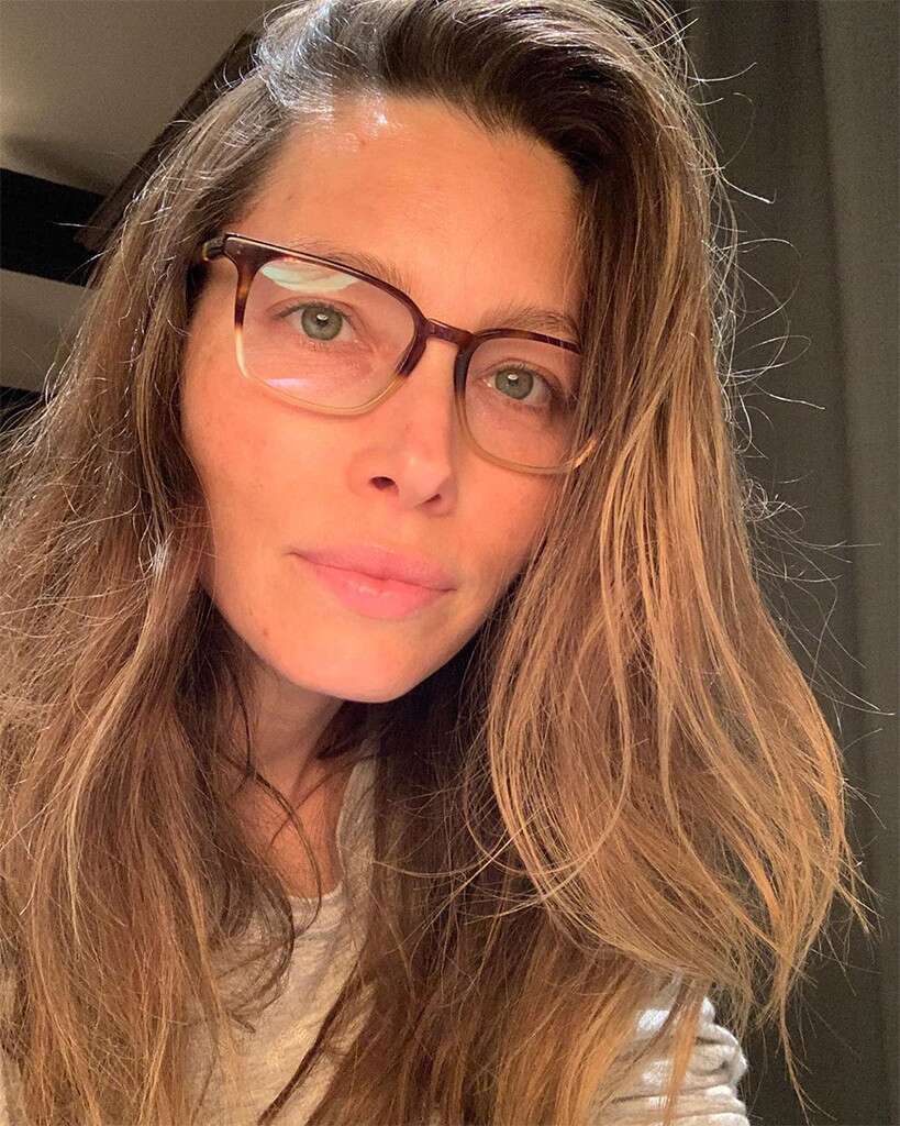 Jessica Biel Shares a Makeup-Free Selfie for a Great Cause