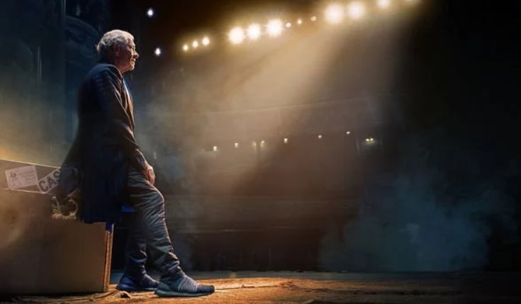 Ian McKellen On Stage review: From Gandalf to Gladys, a GLORIOUS delight – Do not miss