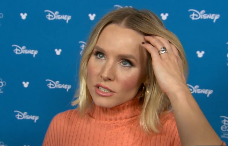 Kristen Bell Is On a Mission To Rescue Frozen’s Anna and Elsa From Disneyland