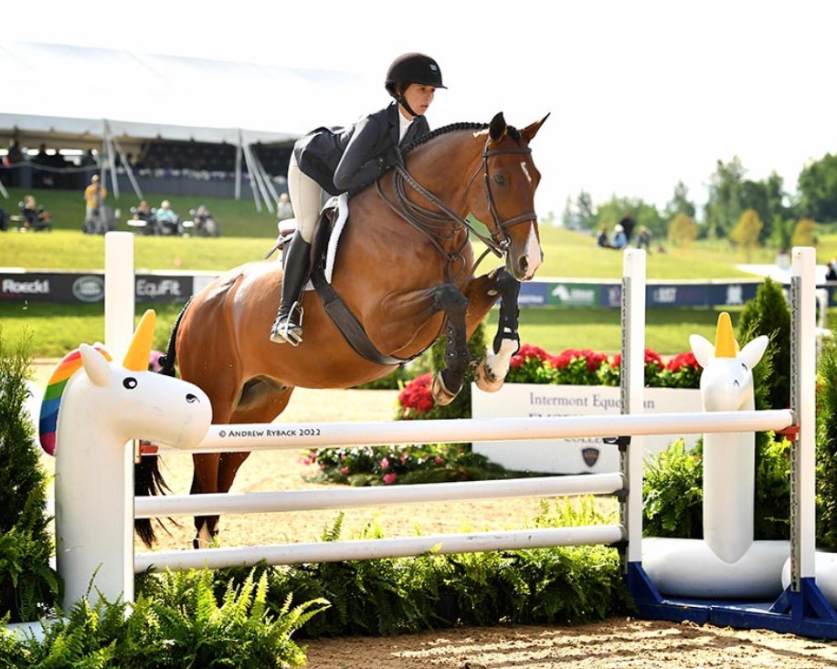 Watch Why They Won: Sterling Malnik Tops USHJA Gladstone Cup Equitation Classic